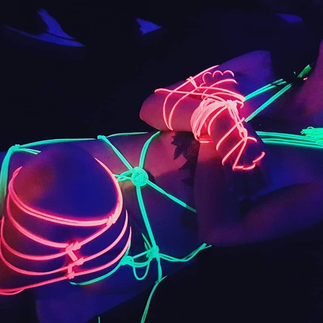 Glow in the Dark Rope – 69 Vibrations Kenya